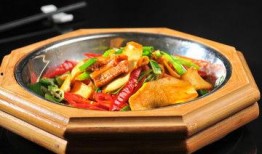 四川凉粉爆料视频,揭秘地道小吃背后的传统工艺与风味